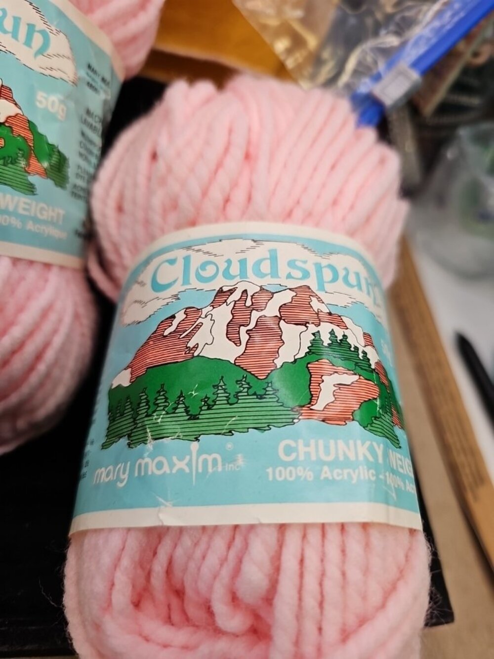 Yarn Lot Of 2 Cloudspun Mary Maxim 100% Orlon Acrylic Chunky Pale Pink Lot Of 2 - Picture 7 of 9